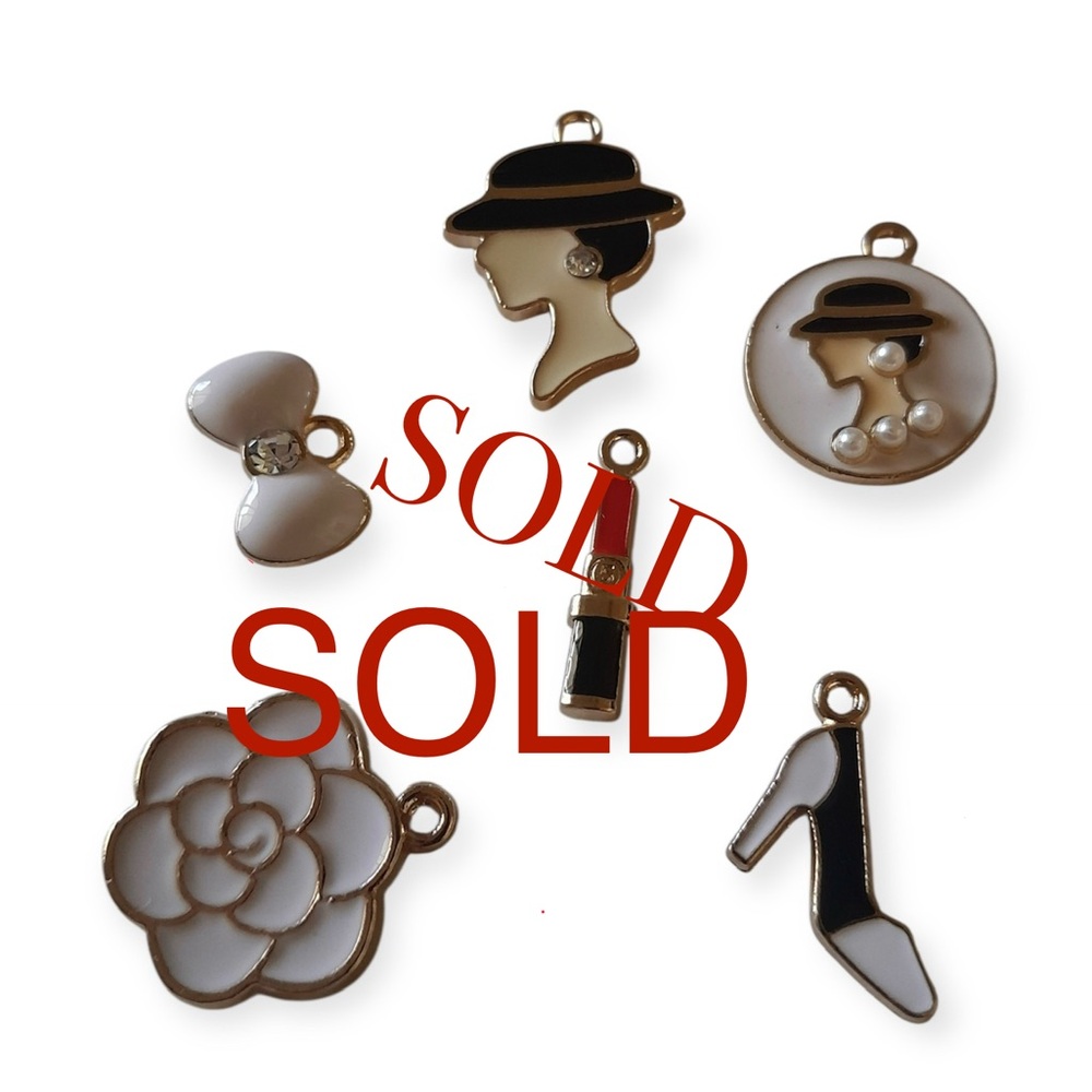 Fashion Mini Gold Plated Enamel Pendant Charms - Perfect for DIY - Picture 6 of 6